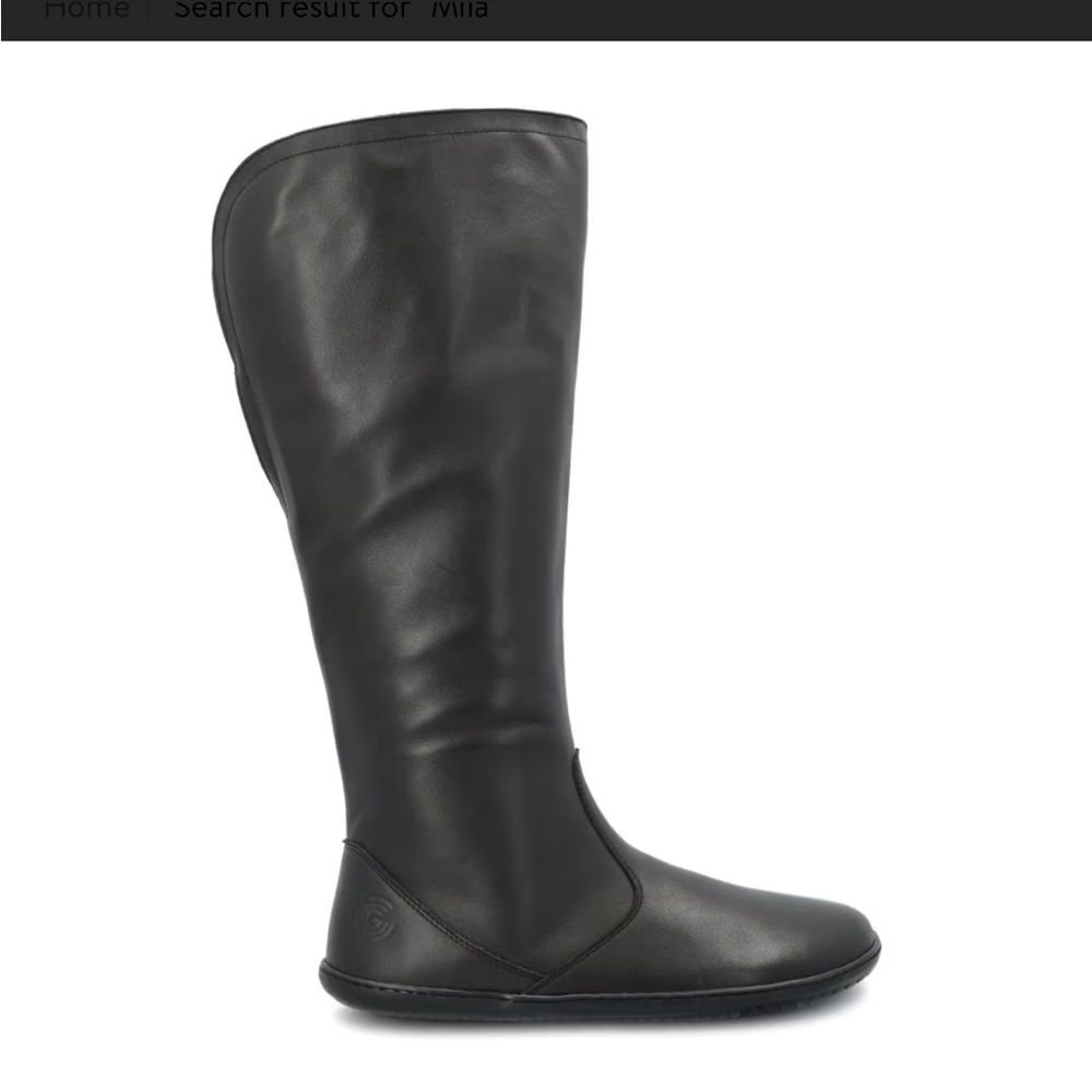 Groundies Mila Barefoot+ Boots - NEW IN BOX size 37